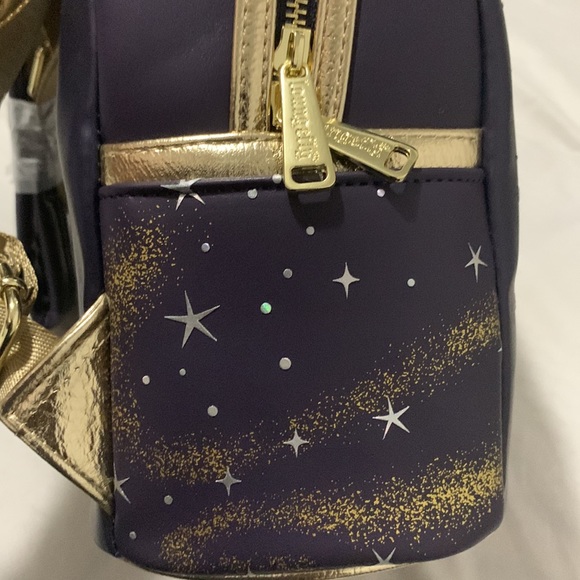 ⭐️NEW!!! FIRST PICK Disney Parks Upcoming movie “Wish” Loungefly Backpack - Picture 4 of 9